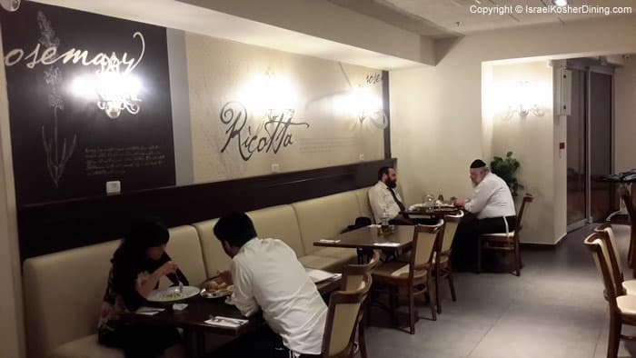 ricotta seating and ambiance